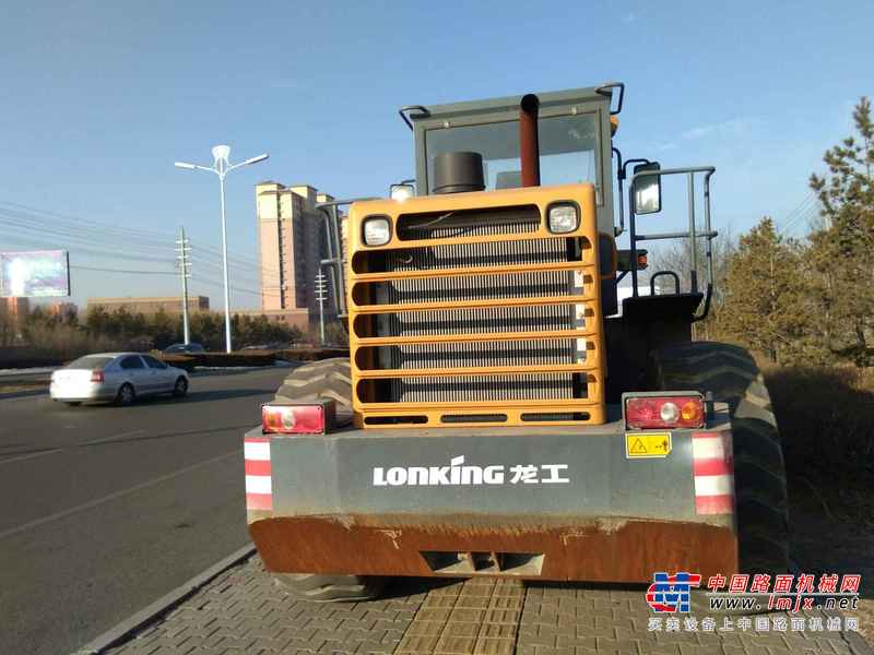 内蒙古出售转让二手1500小时2014年龙工LG855D装载机
