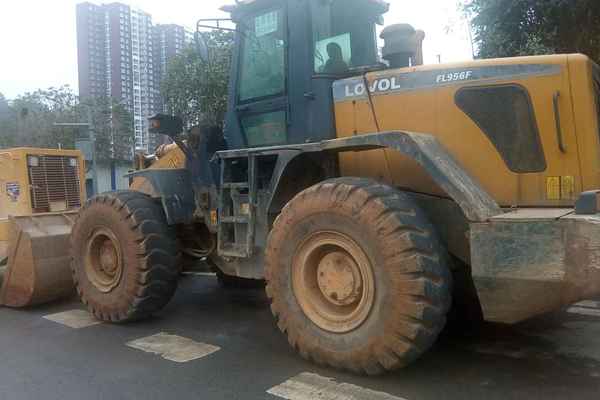 贵州出售转让二手3680小时2009年福田雷沃FL956F装载机