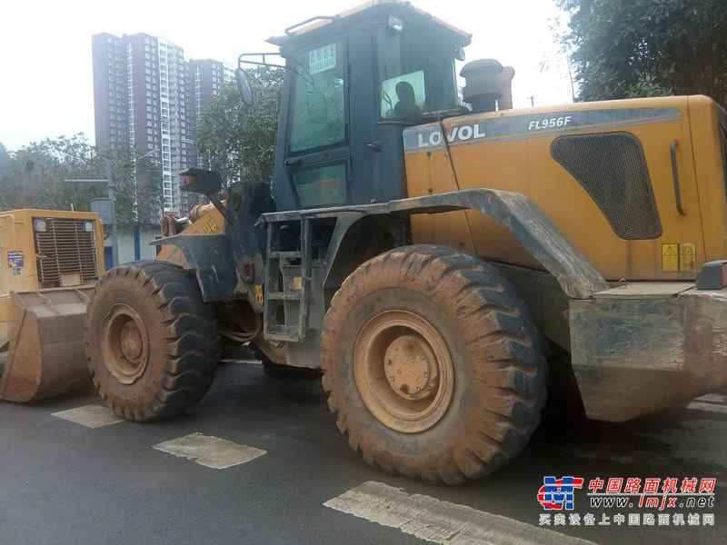 贵州出售转让二手3680小时2009年福田雷沃FL956F装载机