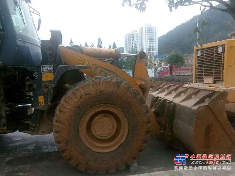 贵州出售转让二手3680小时2009年福田雷沃FL956F装载机