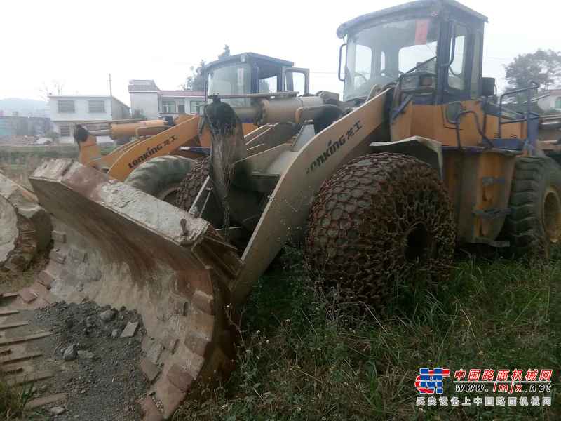 贵州出售转让二手3800小时2013年龙工LG855装载机