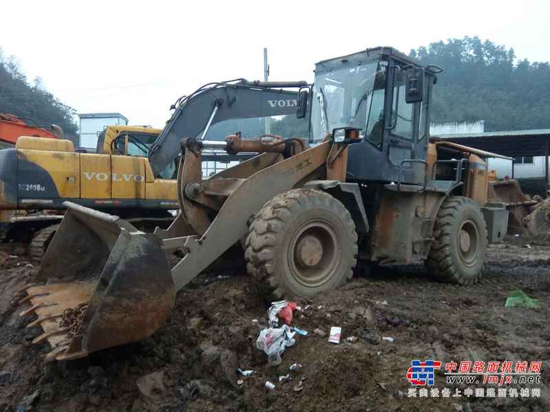 贵州出售转让二手5700小时2011年龙工LG833装载机