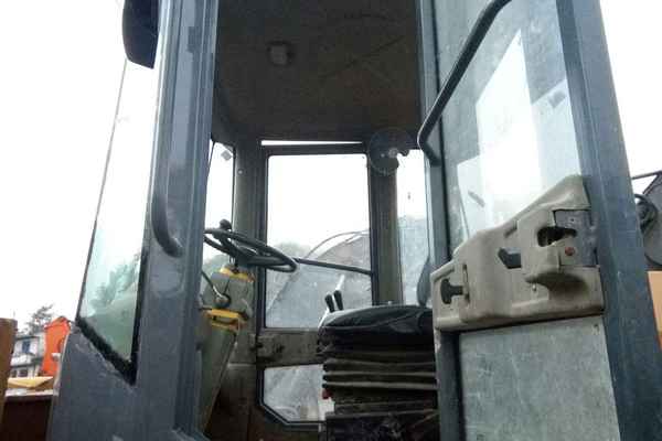 贵州出售转让二手5700小时2011年龙工LG833装载机