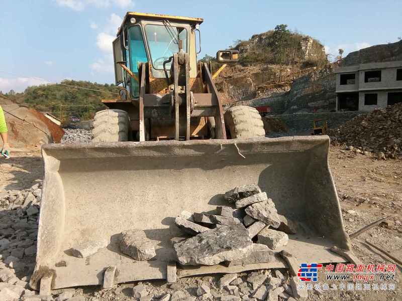 贵州出售转让二手8899小时2006年徐工LW321F装载机