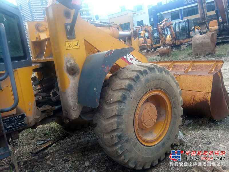 贵州出售转让二手6900小时2011年徐工LW300F装载机