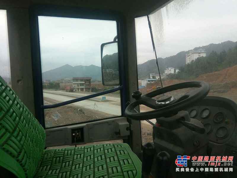 贵州出售转让二手4600小时2012年龙工LG853D装载机