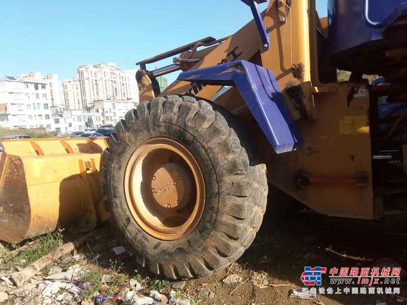 贵州出售转让二手7600小时2012年龙工LG833装载机