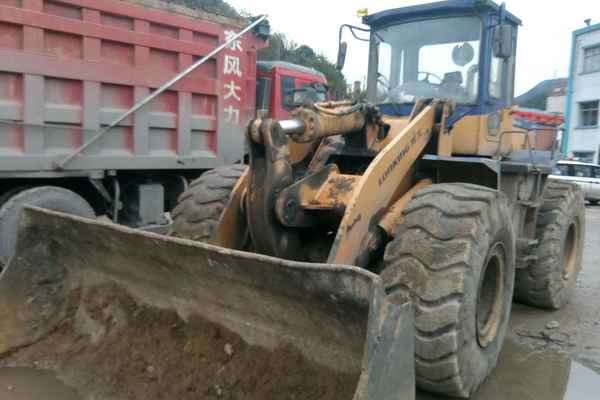 贵州出售转让二手6908小时2009年龙工LG853装载机