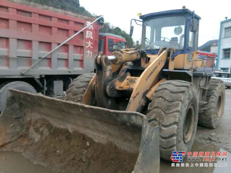 贵州出售转让二手6908小时2009年龙工LG853装载机