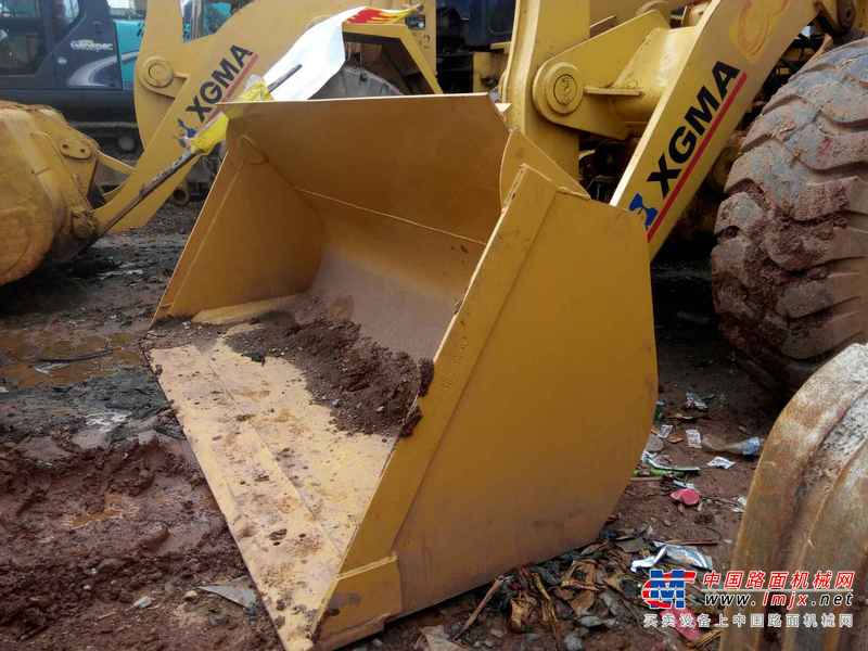 云南出售转让二手5000小时2011年厦工XG955III装载机