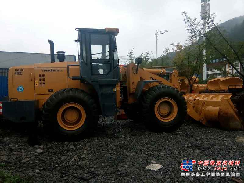 贵州出售转让二手1000小时2015年龙工LG853D装载机