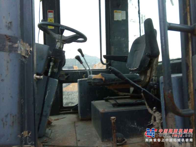 贵州出售转让二手6800小时2009年龙工LG855装载机