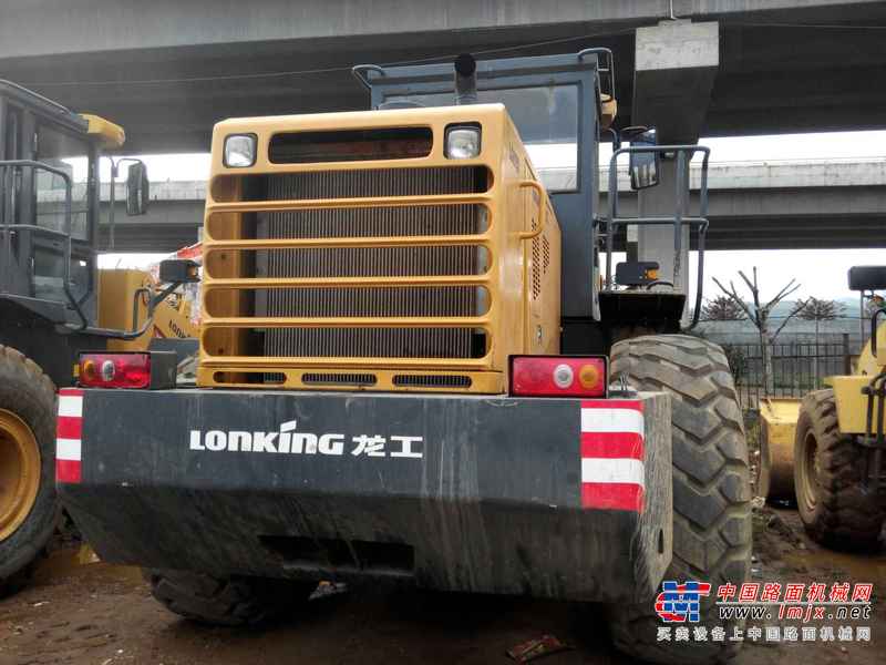 云南出售转让二手3500小时2014年龙工LG855D装载机