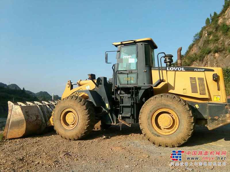 贵州出售转让二手980小时2013年福田雷沃FL956F装载机