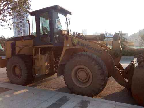 贵州出售转让二手8700小时2009年柳工CLG856装载机