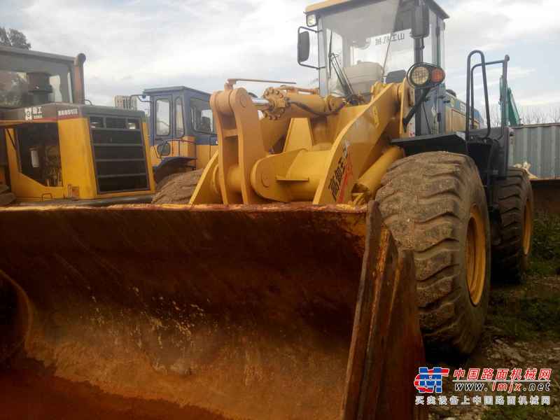 云南出售转让二手2800小时2014年山工SEM650B装载机