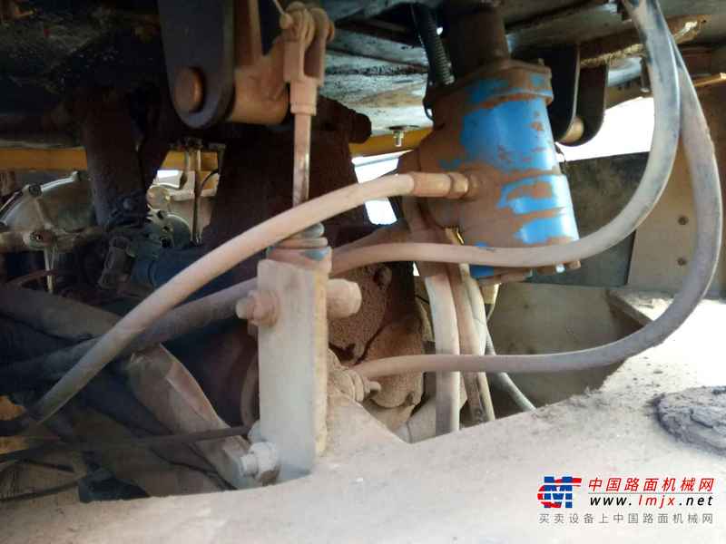 云南出售转让二手2000小时2013年莱工ZL18装载机