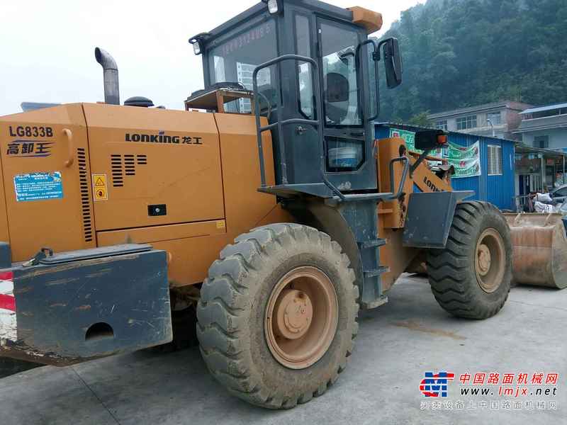 贵州出售转让二手3000小时2014年龙工LG833B装载机