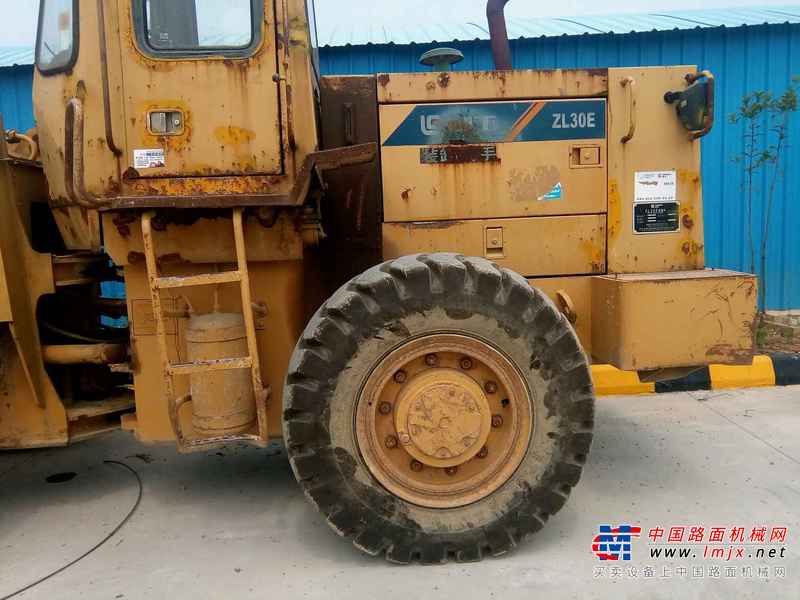 贵州出售转让二手8600小时2008年柳工ZL30E装载机