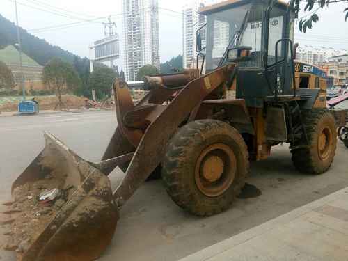 贵州出售转让二手8600小时2008年山工SEM636装载机