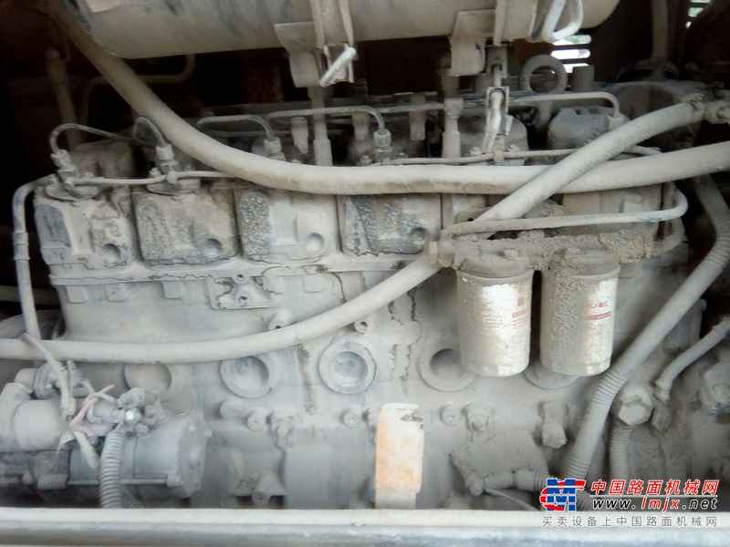 贵州出售转让二手1800小时2015年龙工LG833B装载机