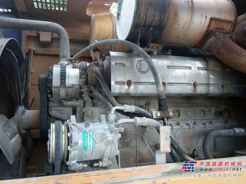 贵州出售转让二手7574小时2009年龙工LG855装载机