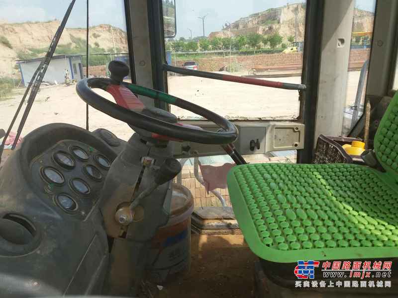 陕西出售转让二手4000小时2012年龙工LG855B装载机