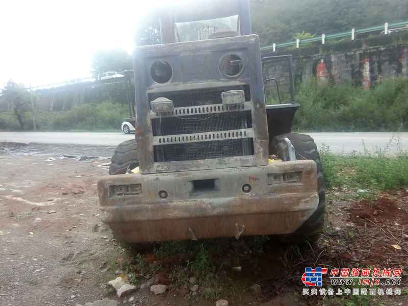 贵州出售转让二手6500小时2009年龙工LG833装载机