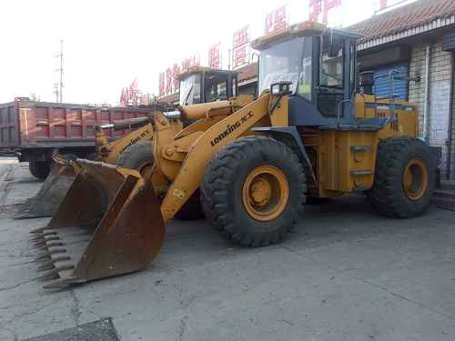 山西出售转让二手3000小时2011年龙工LG855装载机