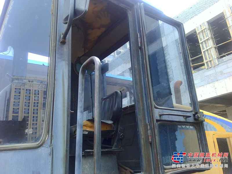 山西出售转让二手4600小时2009年山工ZL30D装载机