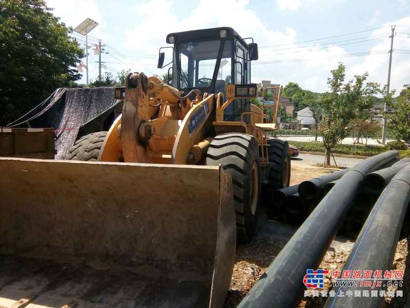 贵州出售转让二手4500小时2013年柳工CLG855N装载机