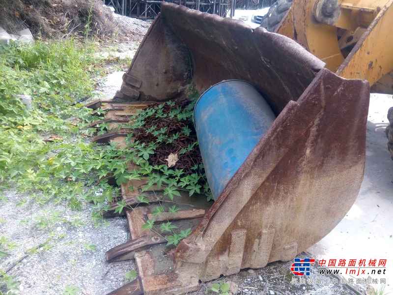 陕西出售转让二手8000小时2009年龙工LG835B装载机