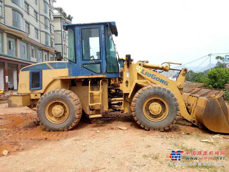 云南出售转让二手7642小时2010年柳工CLG835装载机