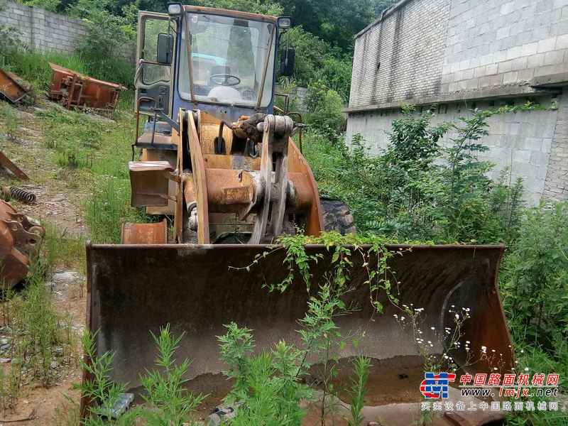 贵州出售转让二手16400小时2005年龙工LG833装载机