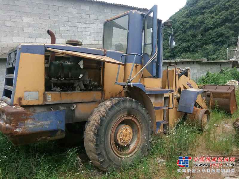 贵州出售转让二手16400小时2005年龙工LG833装载机