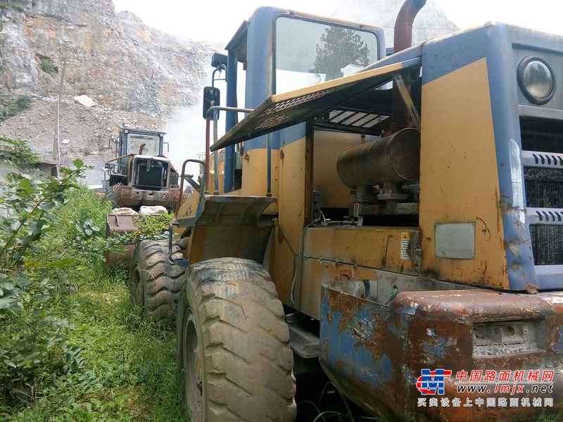 贵州出售转让二手16400小时2005年龙工LG833装载机
