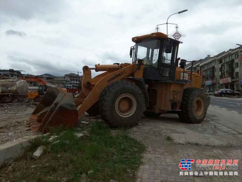 贵州出售转让二手3200小时2012年龙工LG855D装载机