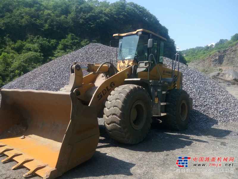 陕西出售转让二手6000小时2011年临工LG953装载机