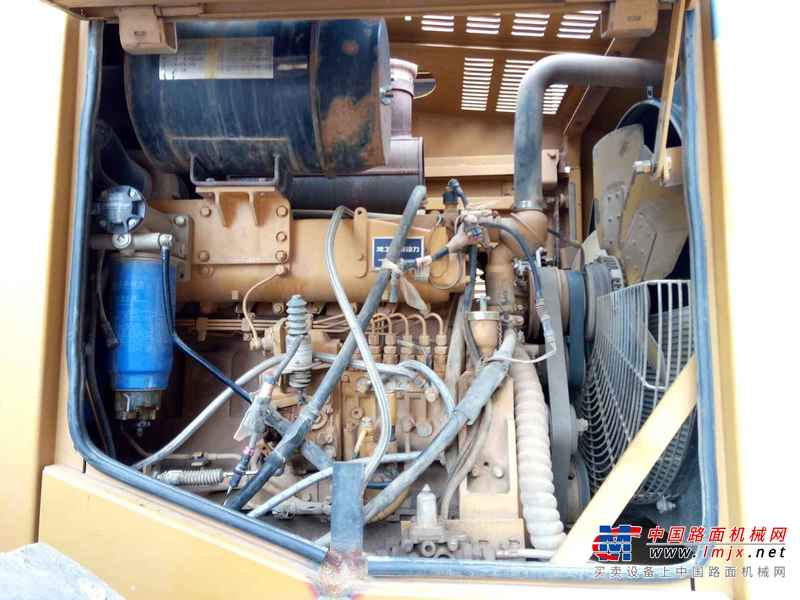 云南出售转让二手3713小时2011年龙工LG853D装载机