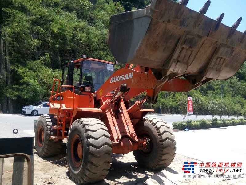 陕西出售转让二手3000小时2012年斗山DL503装载机