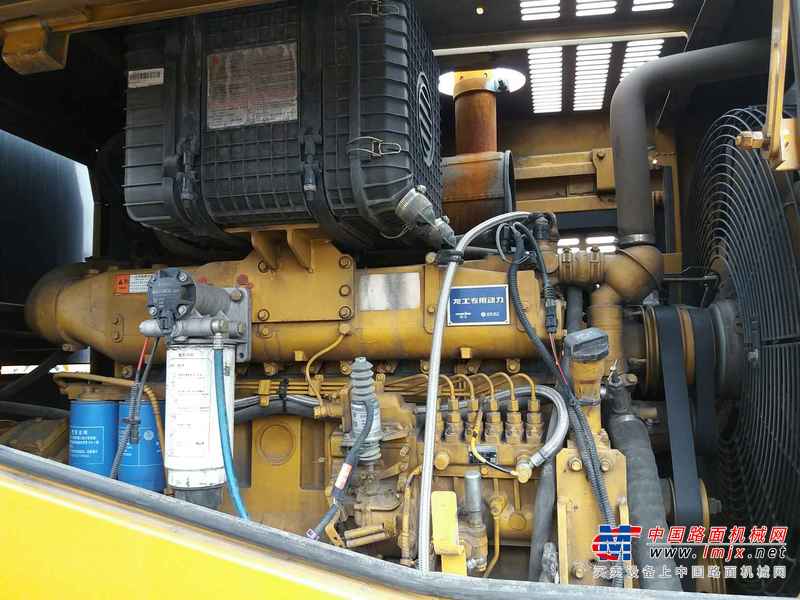 陕西出售转让二手3000小时2015年龙工LG855D装载机