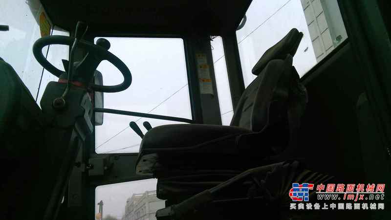 辽宁出售转让二手8000小时2010年龙工LG850D装载机