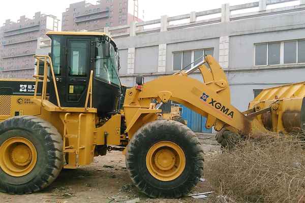 辽宁出售转让二手3000小时2013年厦工XG951II装载机