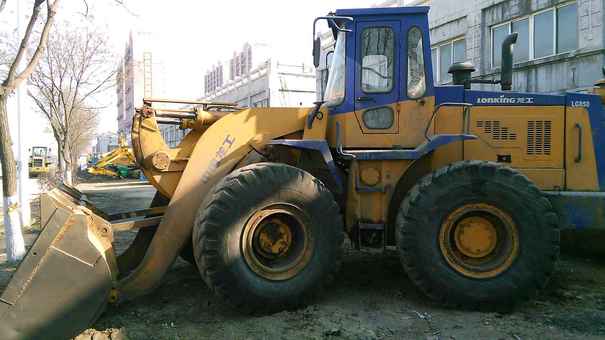 辽宁出售转让二手9000小时2008年龙工LG850装载机