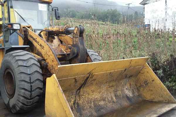 贵州出售转让二手800小时2011年龙工LG855B装载机