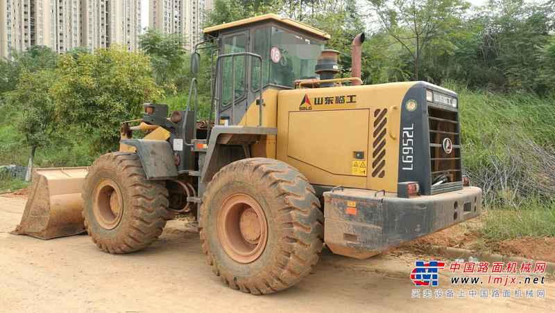 江西出售转让二手7500小时2009年临工LG952装载机