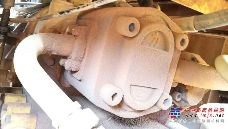 江西出售转让二手6300小时2010年晋工JGM753装载机