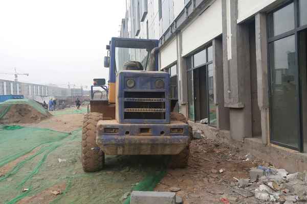 河北出售转让二手5000小时2008年龙工LG833装载机