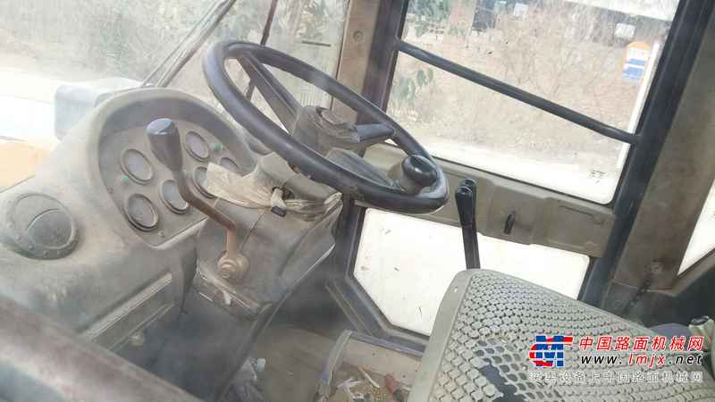 山东出售转让二手6800小时2010年龙工LG853装载机