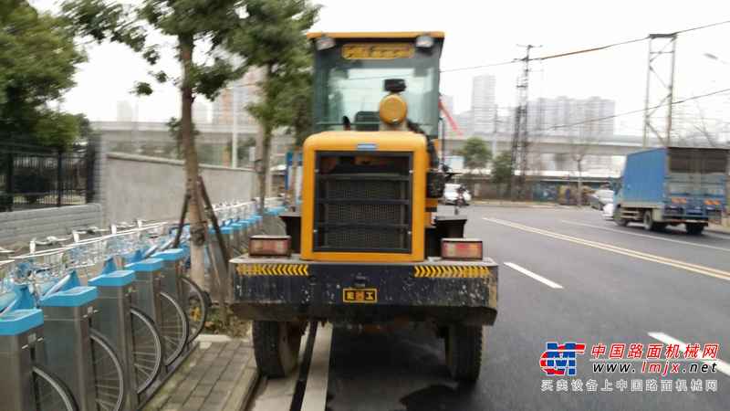 湖北出售转让二手700小时2016年宏宇928装载机